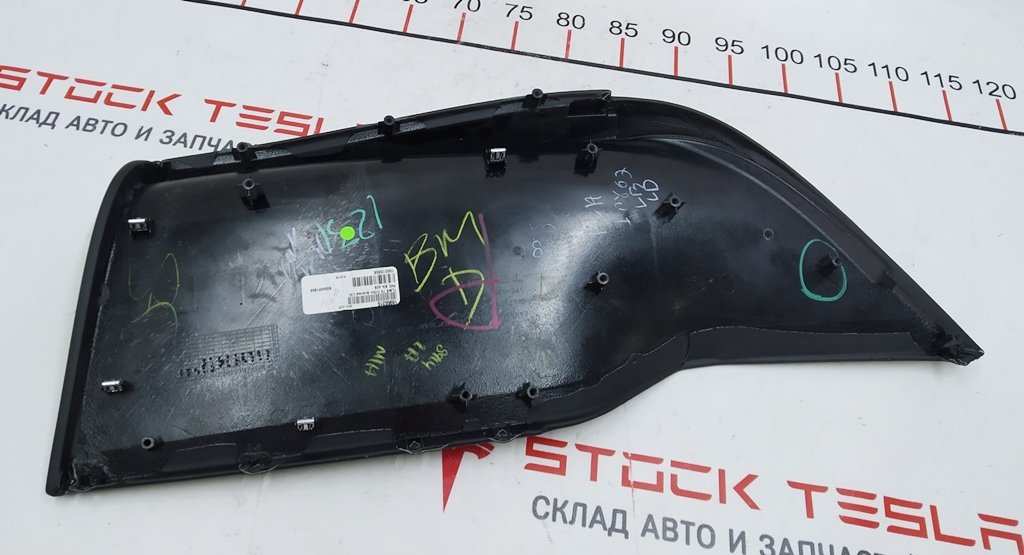 35 Door card pocket, front left PVC BLK 40B (fine-grain leather, without additional lighting) Tesla model S, model S REST 1002960-01-J